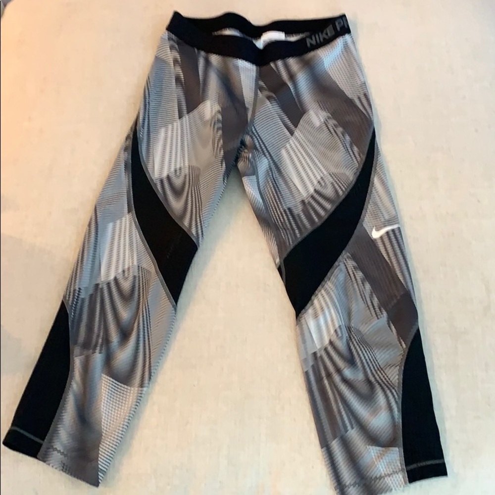 Nike pro leggings.